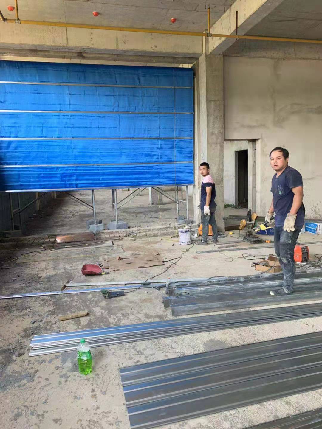 防火卷帘门：材质多样，用途广泛，保障建筑安全